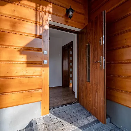 Tatrzanska Kryjowka Premium Zakopane בקתה