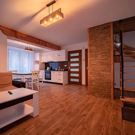 Tatrzanska Kryjowka Premium Zakopane בקתה